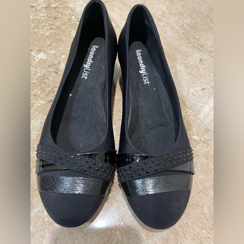 Laundry List Bernice Black Wedge Flats bejeweled Shoes Slip on.Size 8.5M